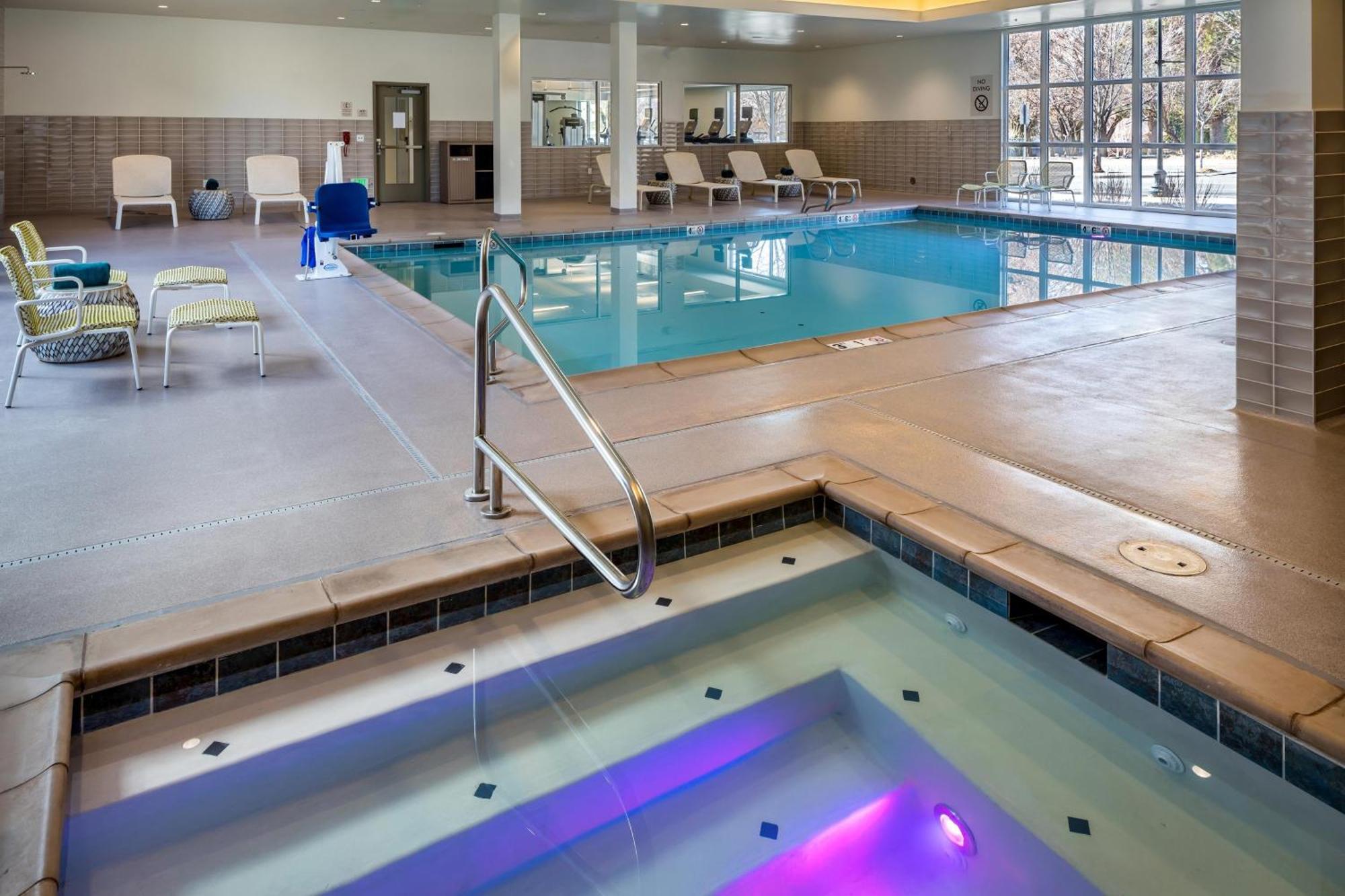 Element Bend Hotell Eksteriør bilde